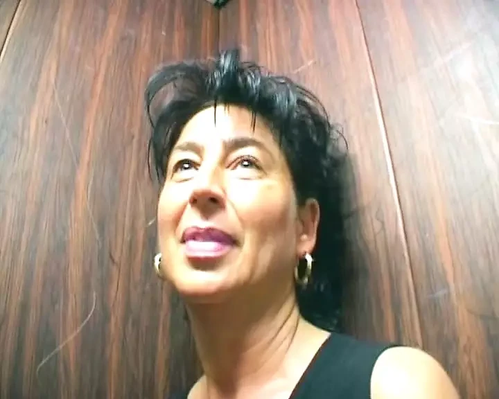 Old German lady eating cum in the basement