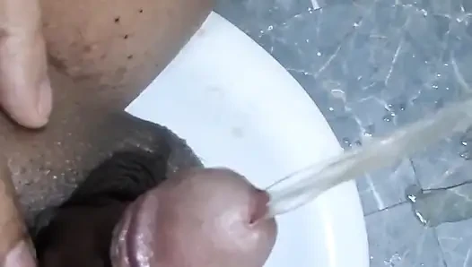 Minik çileğimden fışkırtıyor