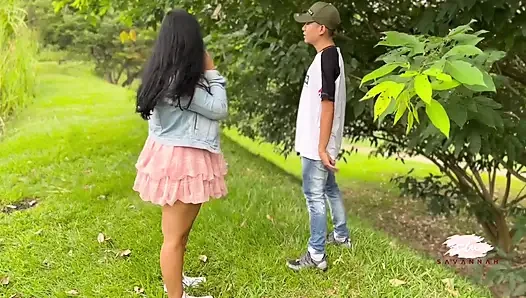 Amateur couple have sex on their first date in the public park - Savannah Watson
