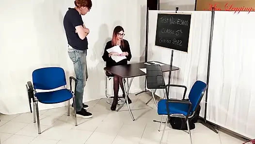 Sıcak ve fırsatçı profesör