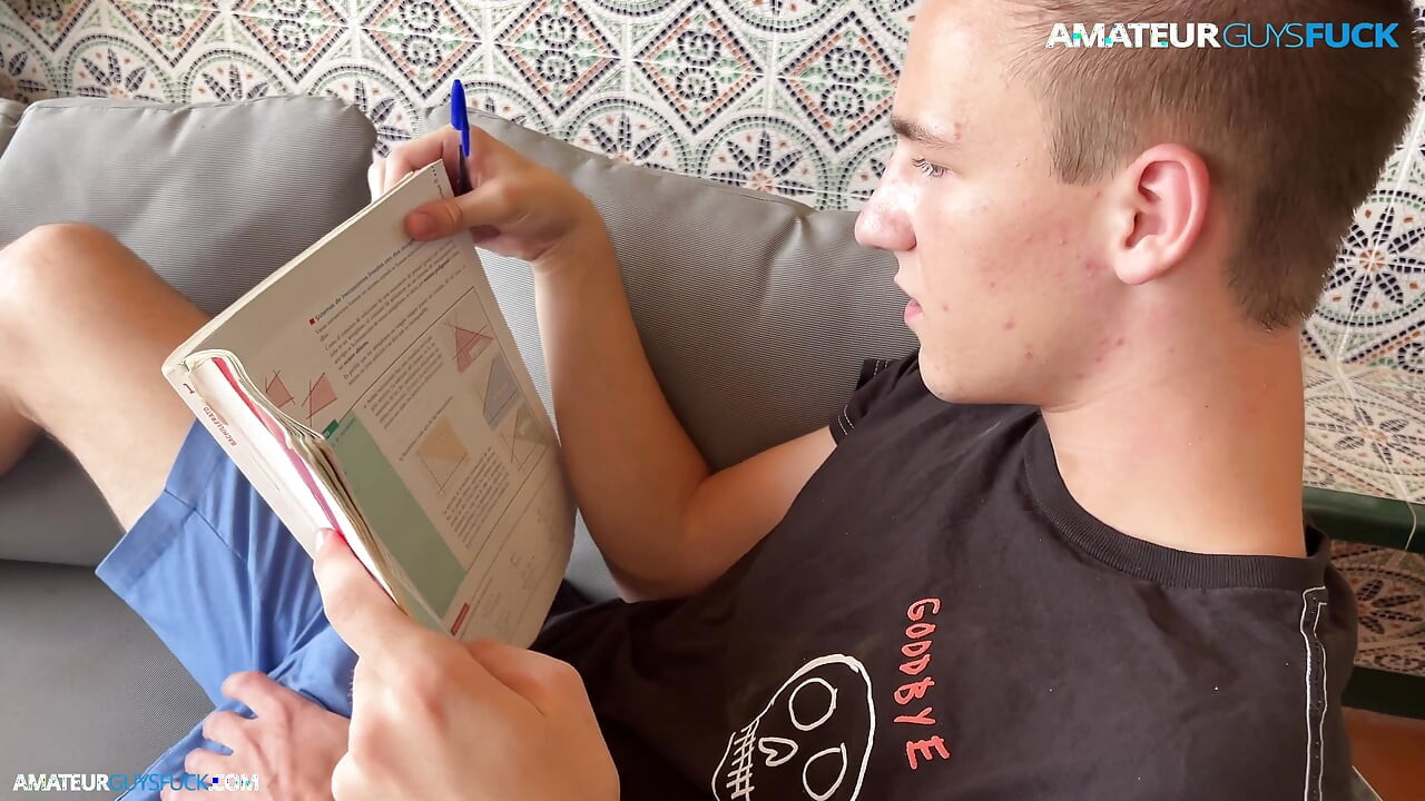 Agf13: Aproveite como esses dois jovens se dão prazer ao ar livre apenas para você assistir!