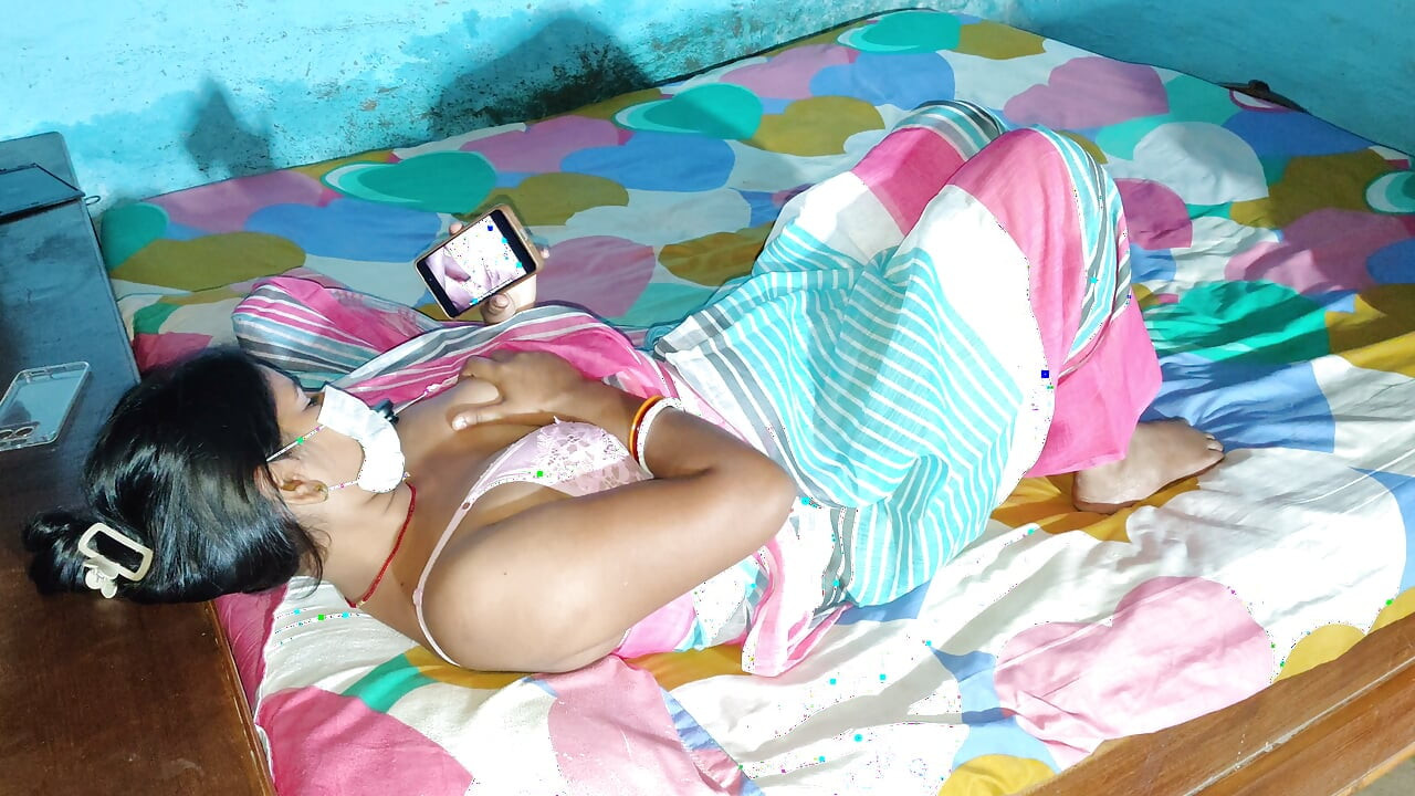 Bhabhi ne phone kar bhulai