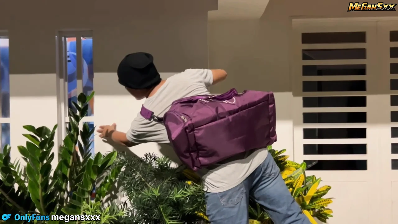 Beautiful big ass Latina is rebuked by a thief in her house.