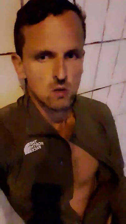 Slutboyben Cam4 Pornoqueen Benjamin Xposeing at Night Public