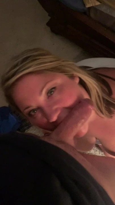 BBW Wife loves sucking dick