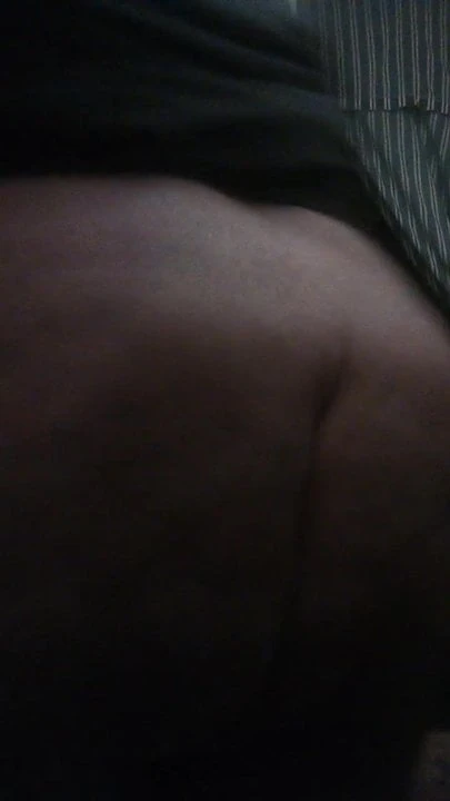Fat bbq showing me her ass