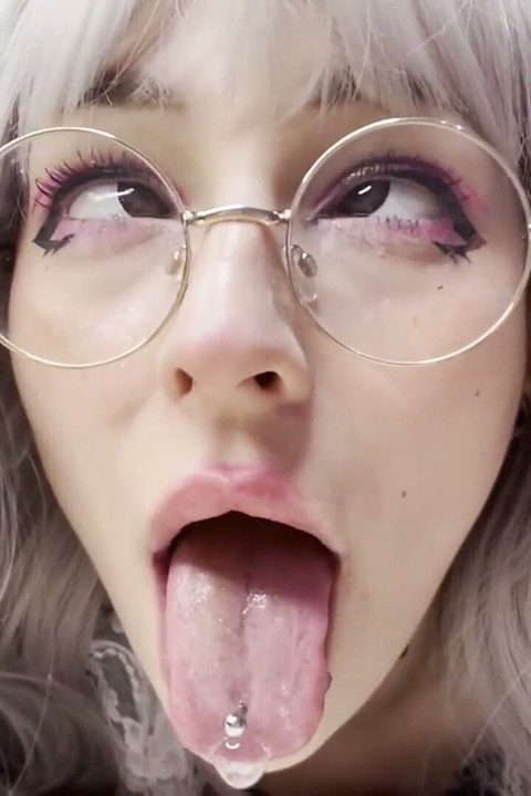 cum- on- my- ahegao- drooling- face- stepdaddy