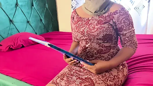 Murid wanita semok kulit putih lagi asik masturbasi