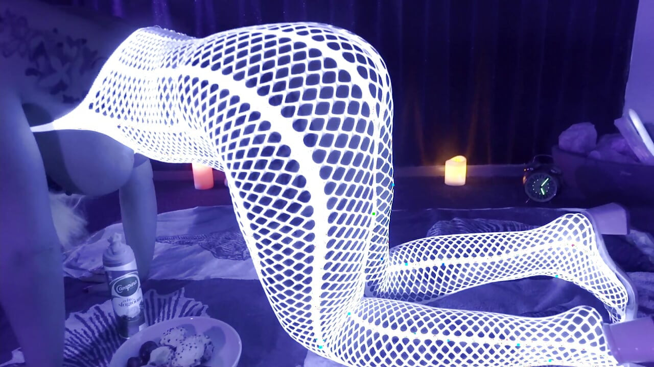 トワイライトゾーン ブラックライトコスプレ