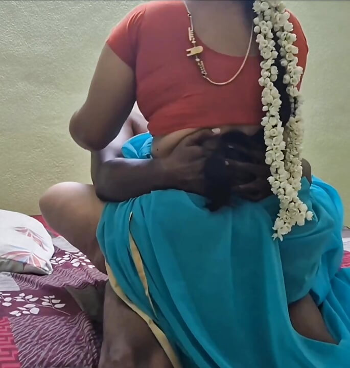 Cheating Desi Wife Sexy Body in Saree Blouse Riding My Dick Perfectly