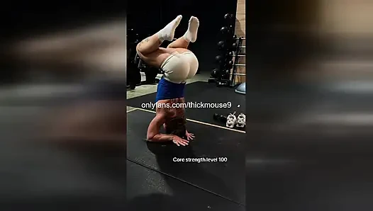 18yo Accidentally Leaks Her Boobs