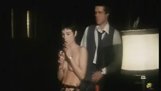 Paola Montonero - порно видео с участием Sorelle