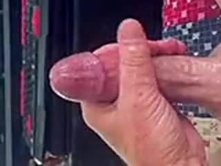 me cumming to porn