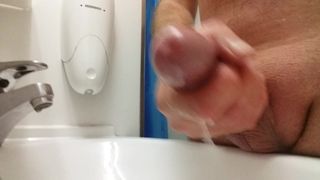 Me with a huge cumload that should have filled up a pussy