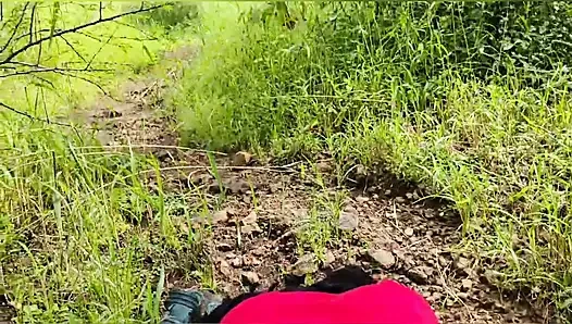 S-285. Ngentot di hutan lagi