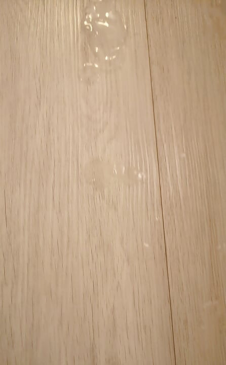 Nem Bírom Bent Tartani