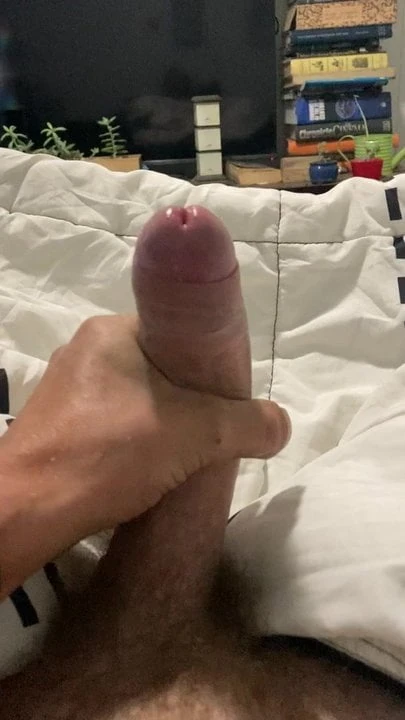 Wanking min stora oklippta kuk