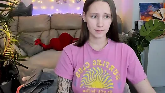 I got tired of sucking and decided to entertain you with my nipple clamps