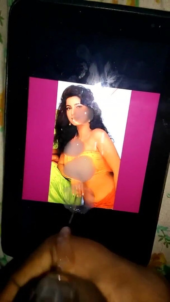 Epic moment from "Bollywood Milf Juhi Chawla Thick CUM Tribute"