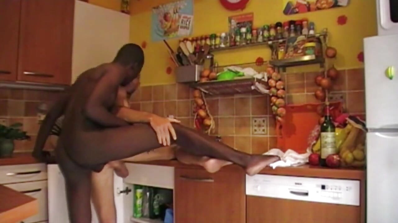 Megdugja az xxl fekete cok fo a plumbeer