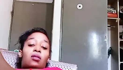 Развлекайся с Kiki