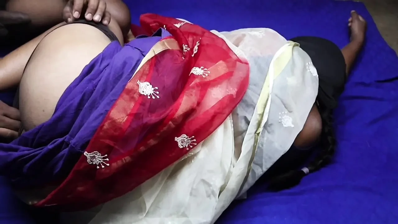 College girl Saloni bhabhi Sex video 18