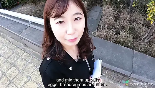 Kyoko mikami dengan paling aduhai dan dia pamer toketnya sama kami