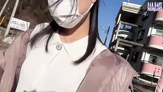 Nackte nüppel spazieren, wo überfüllte augen einen heißen, engen gipfel auf ihre frechen tipps machen, phase.3