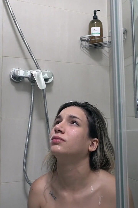 Megan uwielbia sikać na dziwkę Bonus