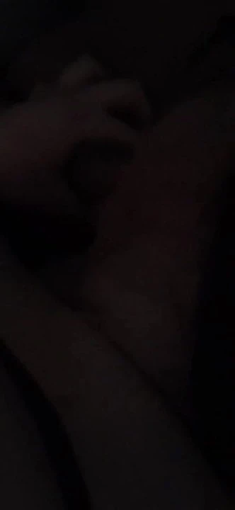 Lil sister sucks me