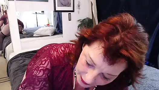 269 DawnSkye mempersembahkan lipstik sambil ngomong jorok, dan masih banyak lagi