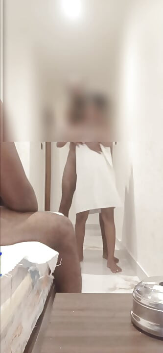 dasi hot kone puja nyte hotellrom husbend frind
