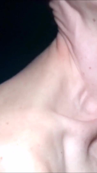 CoraBitch Blow in Porncinema in Barcelona | Clip 3
