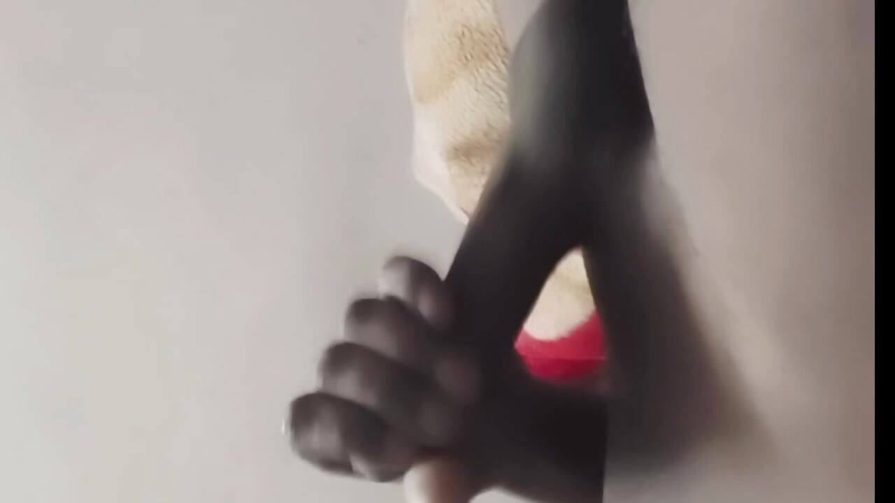Mujhe masterbed karna bohut accha lagta hai mai ek younger ladka hi indian