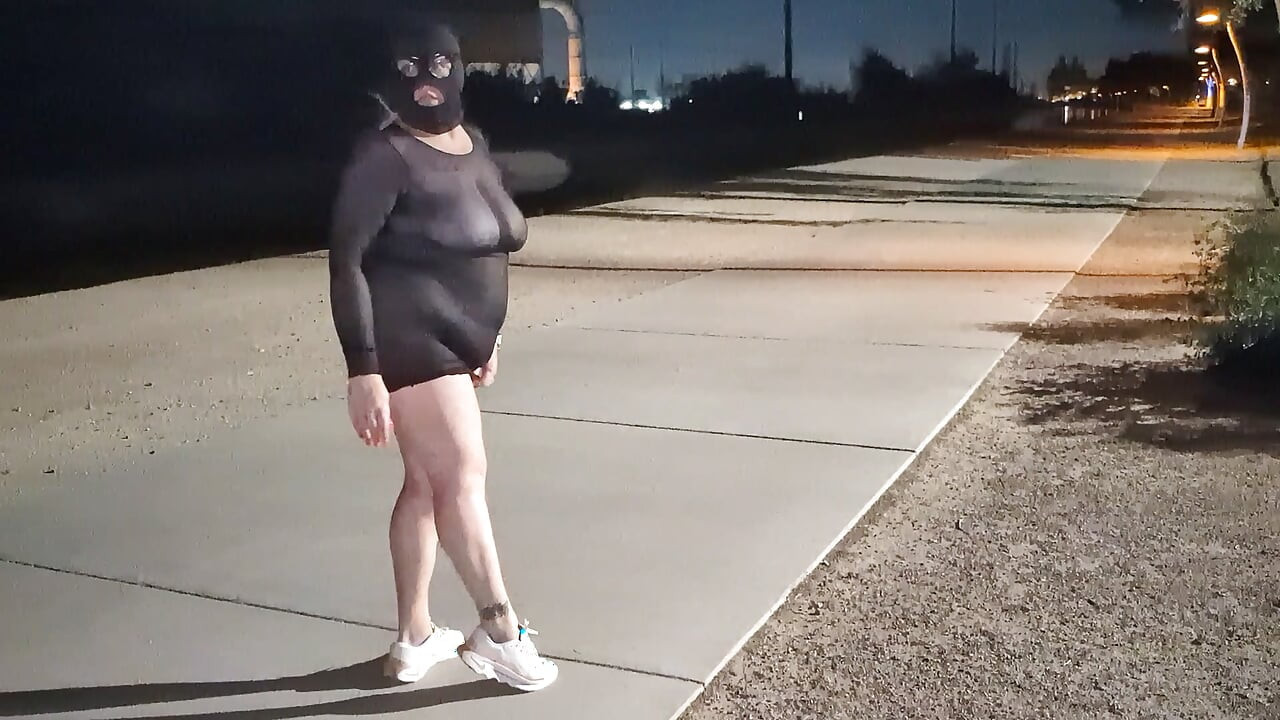 Thick BBW wife strips in public park and role play with hus! BadBlondieMonroe