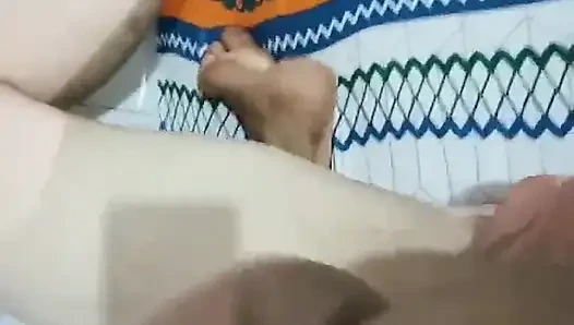 Ты можешь трахнуть мою би задницу