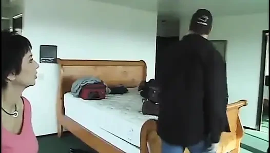 İri göğüslü fahişeler ve zenci kızlar