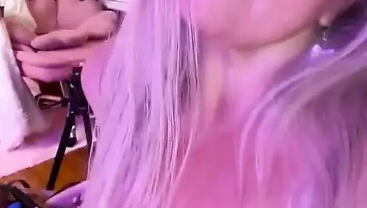 Liebe dich selbst und ich bin hier, und tu das gleiche