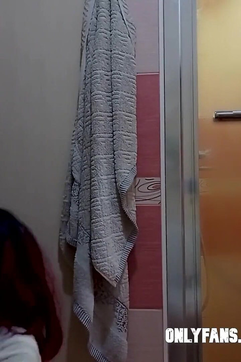 Wife Cheats on Her Husband While He Is in the Shower