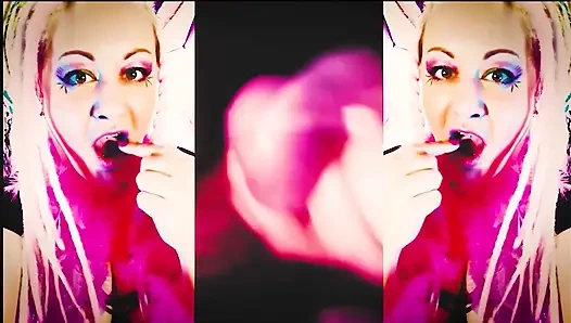 Büyük şişman sulu beyaz yarak varsa Amz emecek joi 4 amz