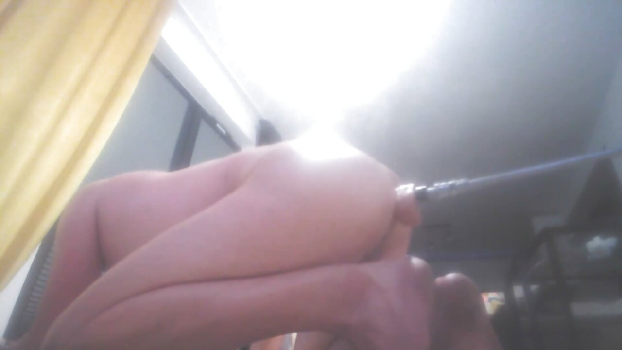 Machine Fucks Ass