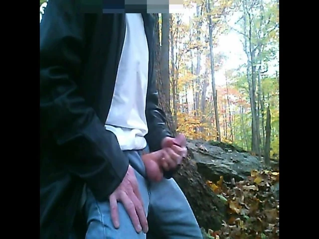Autumn jerk in the woods