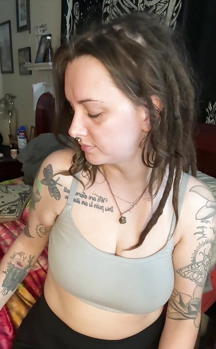 Virtual Smoking Sex, Riding POV and Drooling with Chery Trees