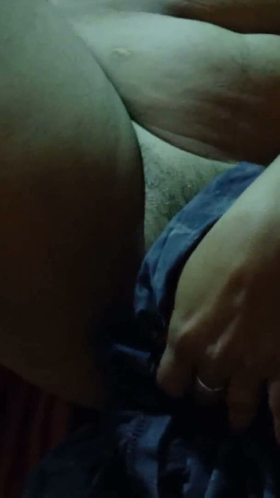 Bhabhi ko raat me jor se se sex in house Hindi audio. | Clip 1