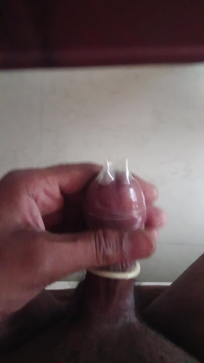 Dm me for fun ....... English