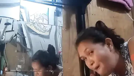 Aku pengen banget nyepong kontolku