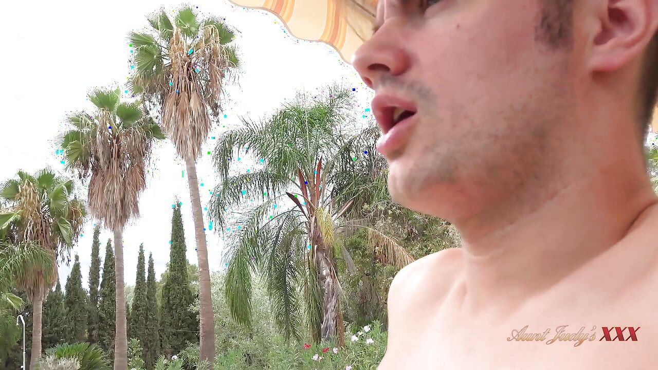 AuntJudysXXX - Hot Latina MILF Linda Del Sol Fucks Her Boyfriend by the Pool
