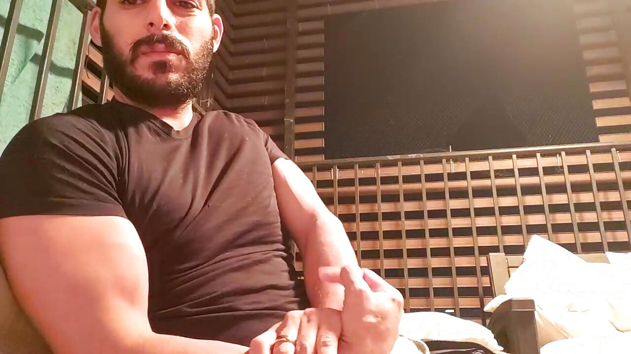 Watch me on cam just cum to tease you