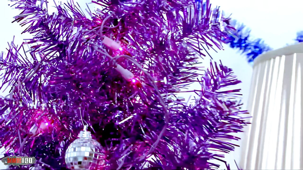 Transexual Xmas Slut Gets Fucked by Santa Claus