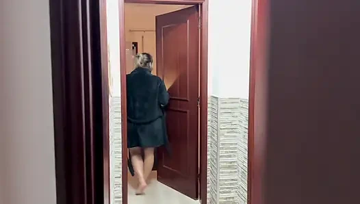 Heiße stiefmutter weiß, wie man mich geil macht